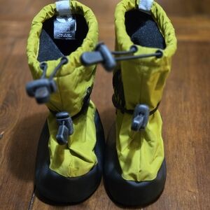 Kids Yellow and Black Winter Boots